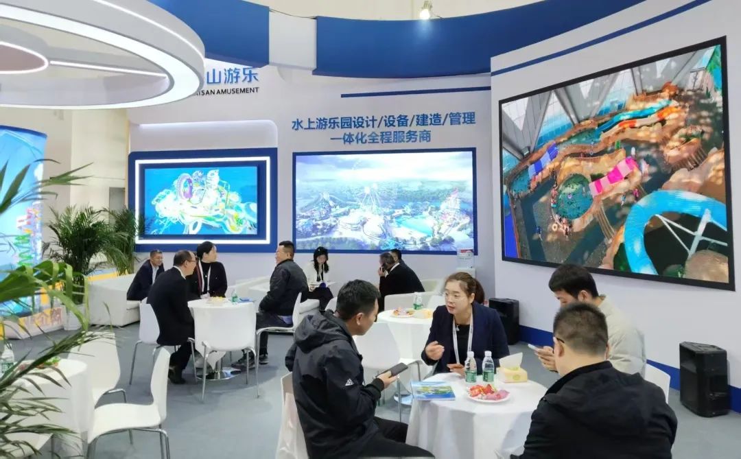 齐聚北京，共绘蓝图 | jinnianhui今年会游乐亮相2025北京国际游乐展，展现行业领军者风采